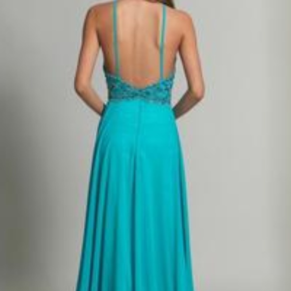 💲Sale💲💖Gorgeously Beaded Bodice w/Cutout Evening Gown💖 - Picture 4 of 6